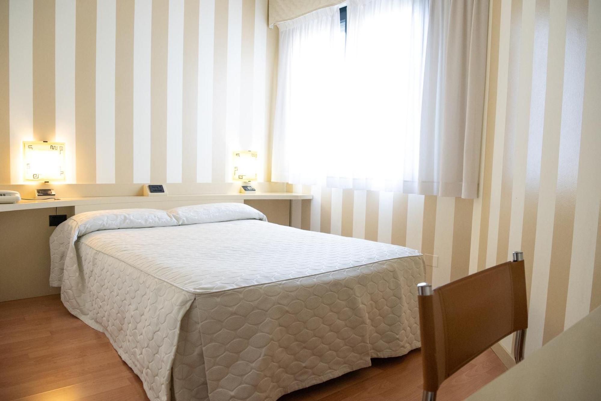 Melas Hotel Merate Exteriér fotografie