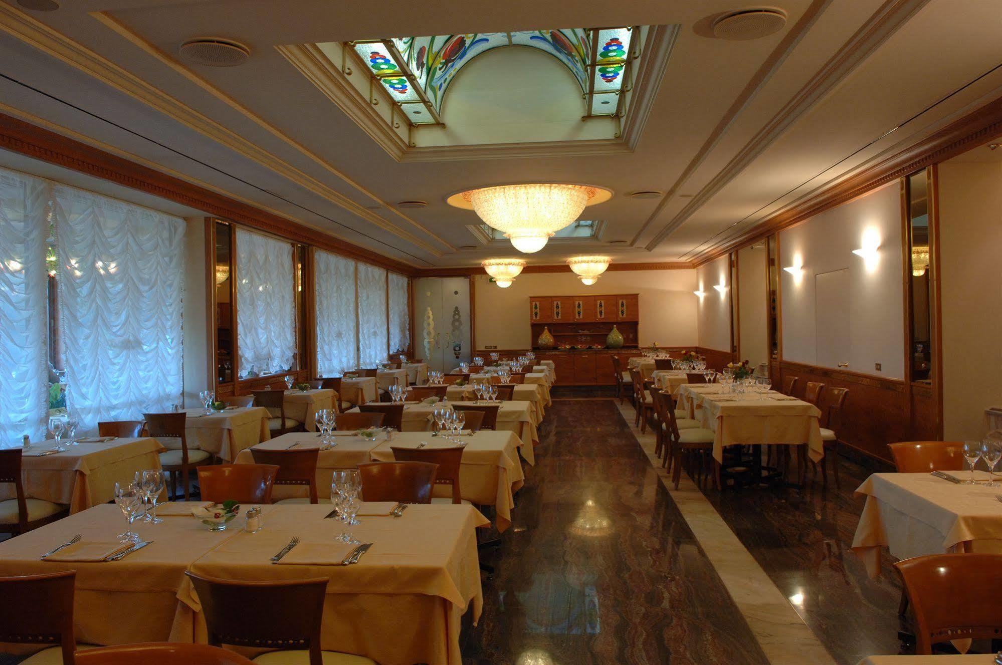 Melas Hotel Merate Exteriér fotografie